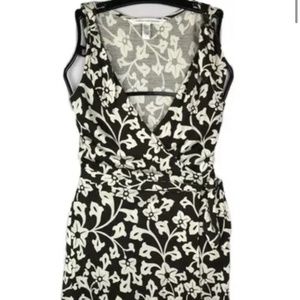 Diane Von Furstenberg  wrap size 8 dress